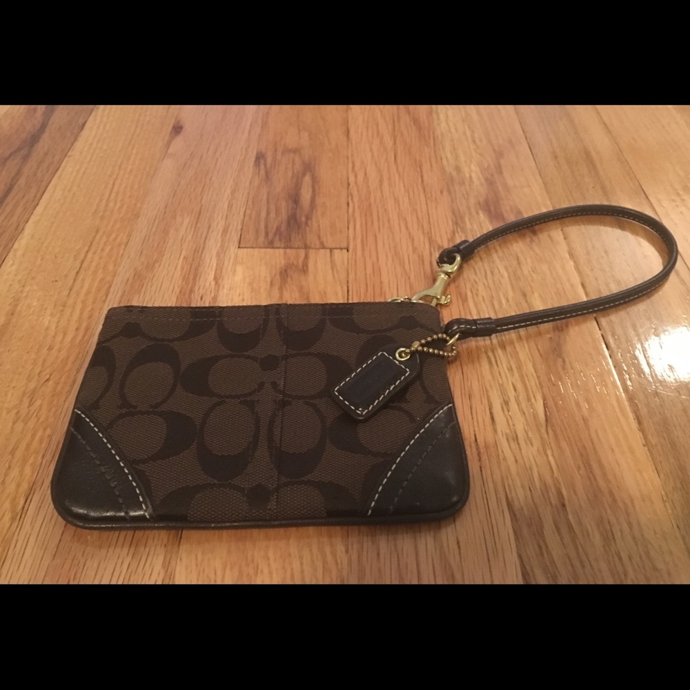 Coach Wristlet NWOT
